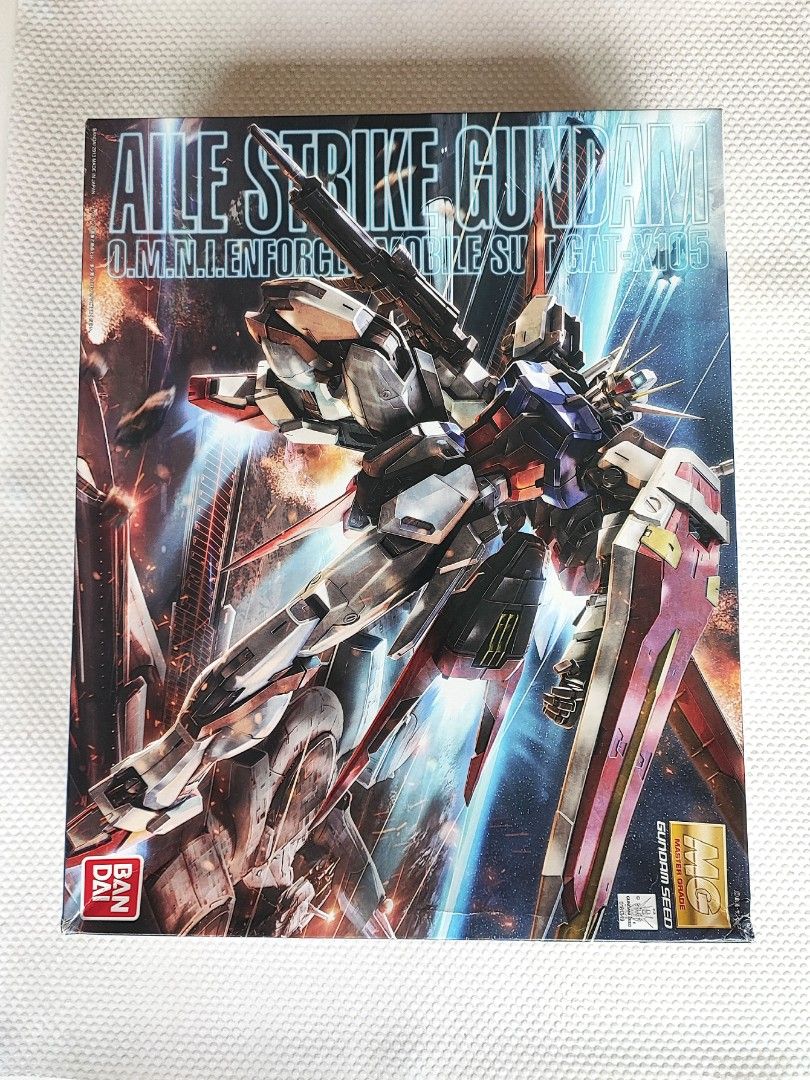 1/100 Aile Strike Gundam / Bandai (Category: Gundam Model Kits) located in Singapore. Submitted by rakocat00 (Listing ID 1276572427, Image 1). Description: Brand New in Plastic.