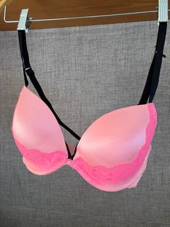 （分類：）位於 。 由 lingerie-and-leisure 提交（商品編號 1276626939，圖片 1）。簡介： 。