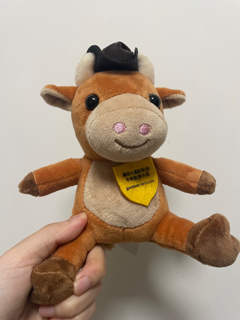 摩根大通牛公仔, 興趣及遊戲, 玩具& 遊戲類- Carousell