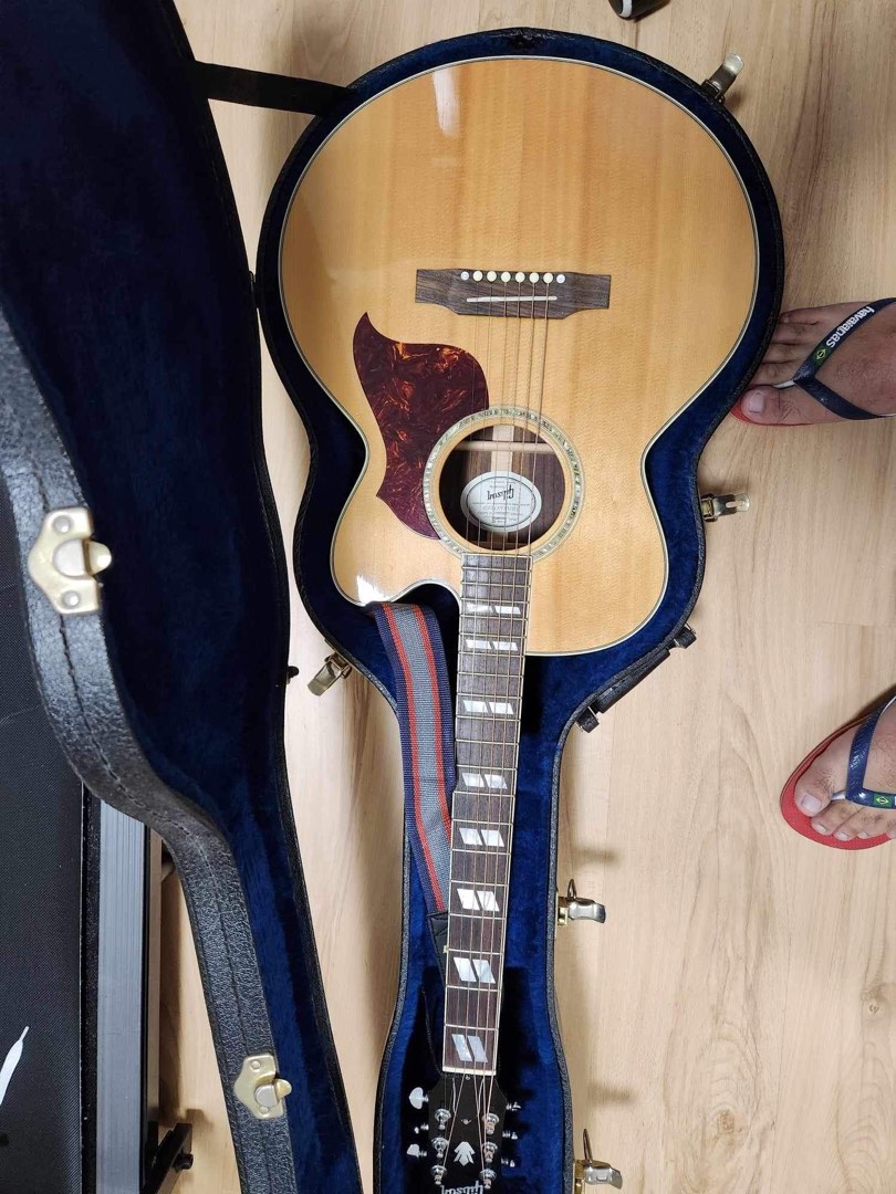 Affordable gibson acoustic guitars deals