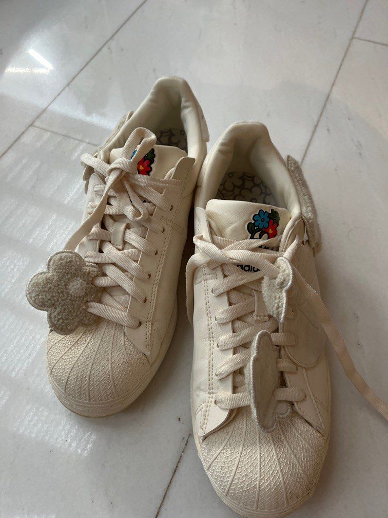 Adidas originals hotsell size 7