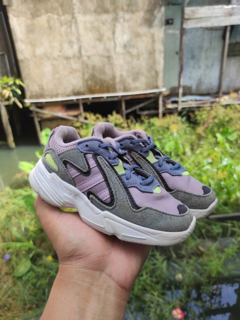 Tenis yung adidas online