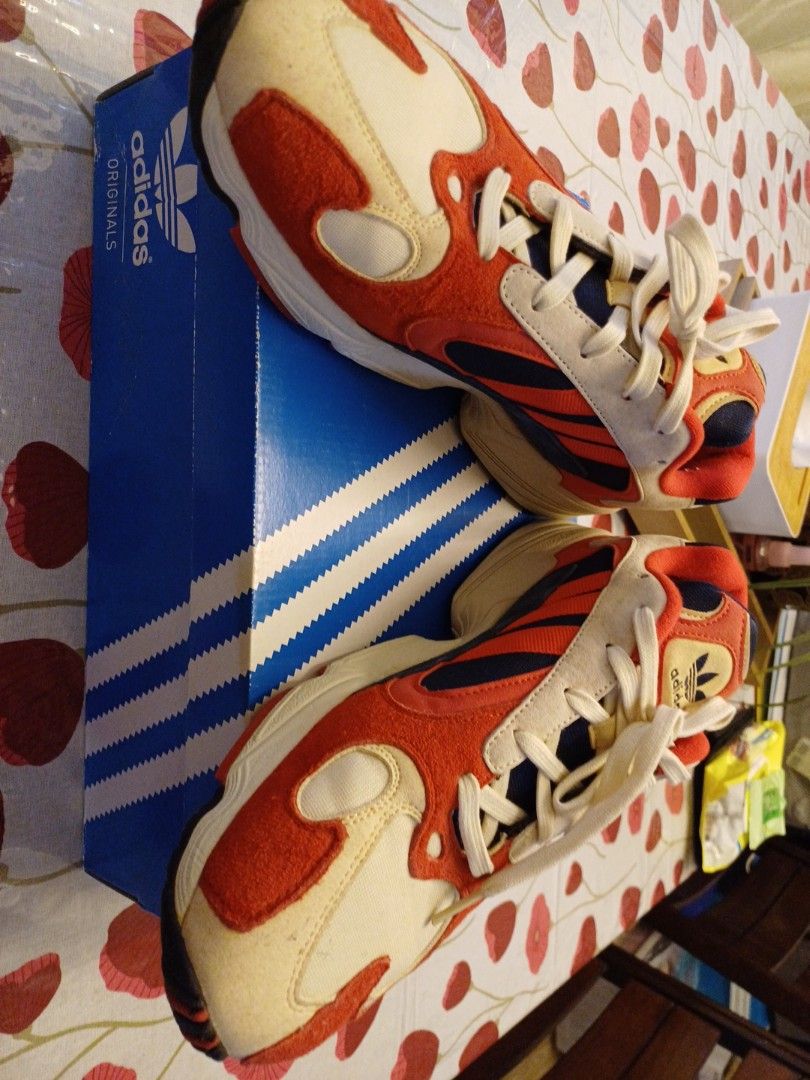 Adidas yung discount 1 style