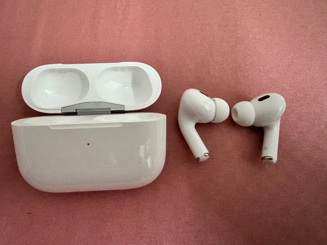 Apple hotsell airpods oem