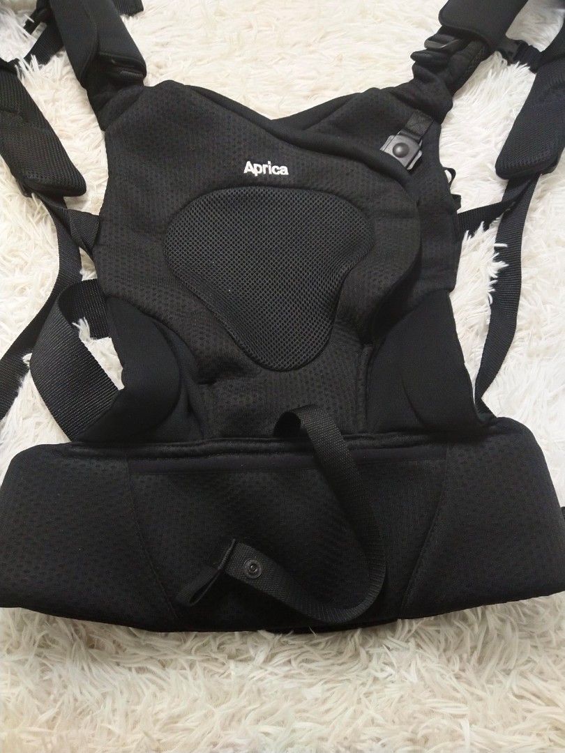 Aprica baby carrier outlet