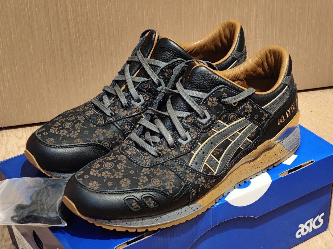 Asics store vanda kuro