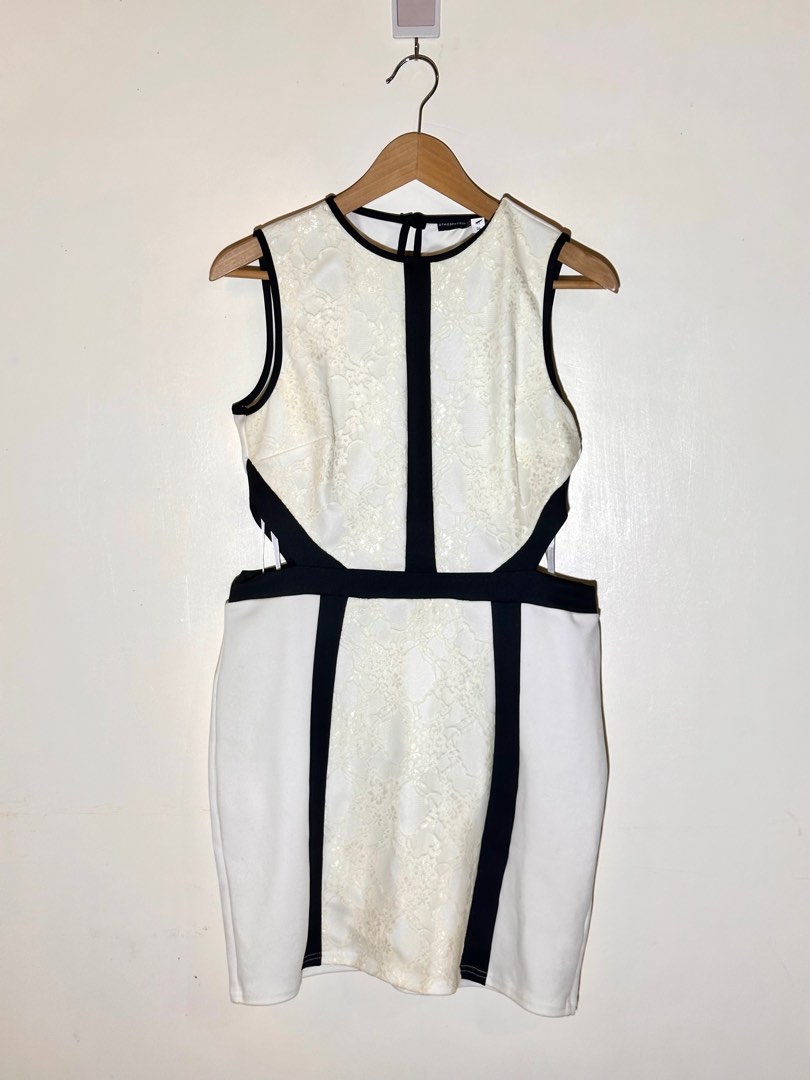 atmosphere dress, Women's Fashion, Dresses & Sets, Dresses on Carousell