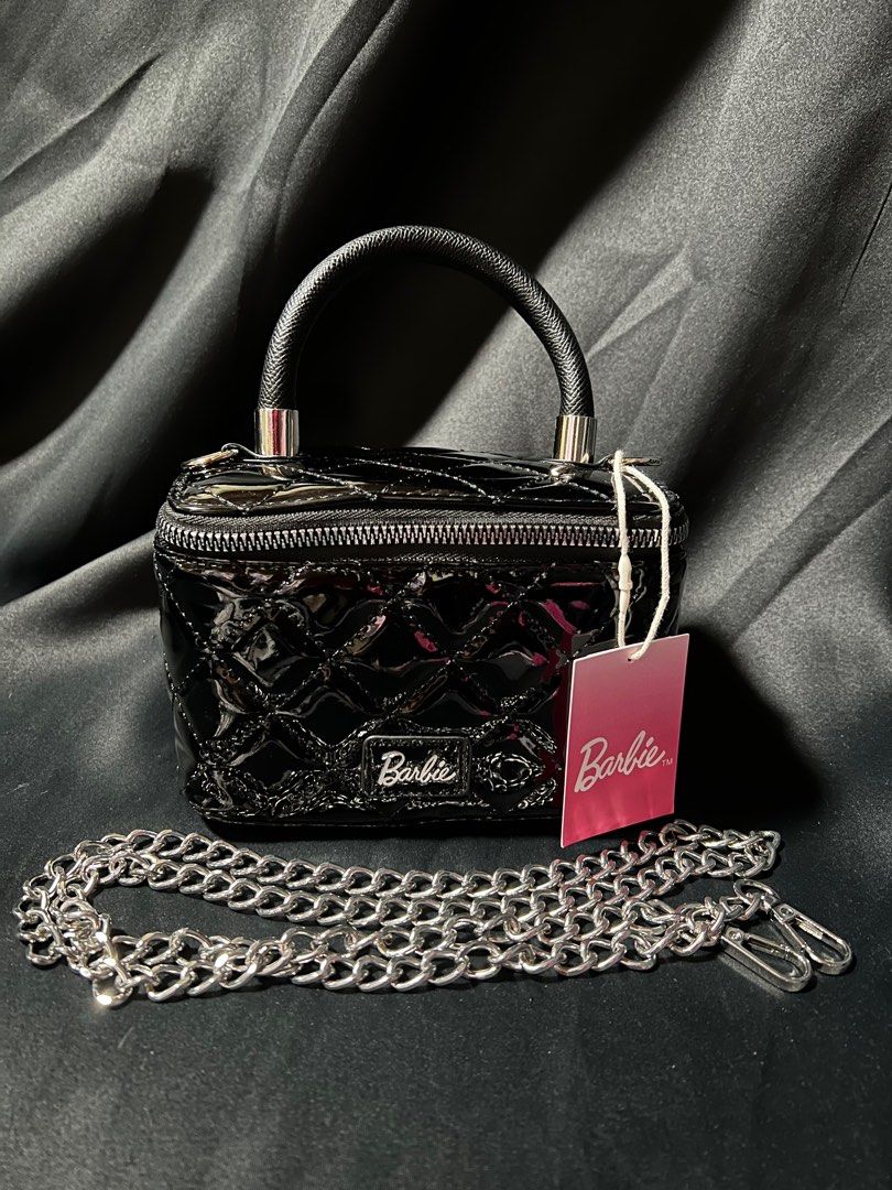 Authentic Miniso Barbie Rhombus Bag (Category: Cross-body Bags) located in Cabiao. Submitted by stuffsavenue (Listing ID 1276538850, Image 1). Description: Authentic from miniso.