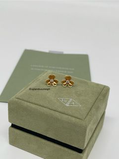 authentic Van Cleef & Arpels Frivole Earrings