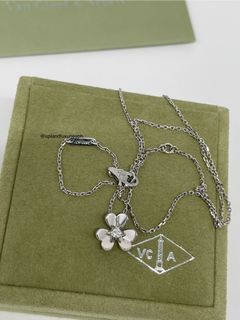 authentic Van Cleef & Arpels Frivole Necklace