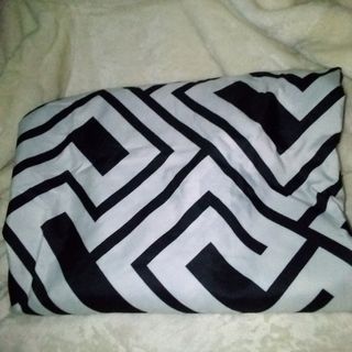 (Category: ) located in . Submitted by Zeons_TreasureChest (Listing ID 1276515364, Image 1). Description: .