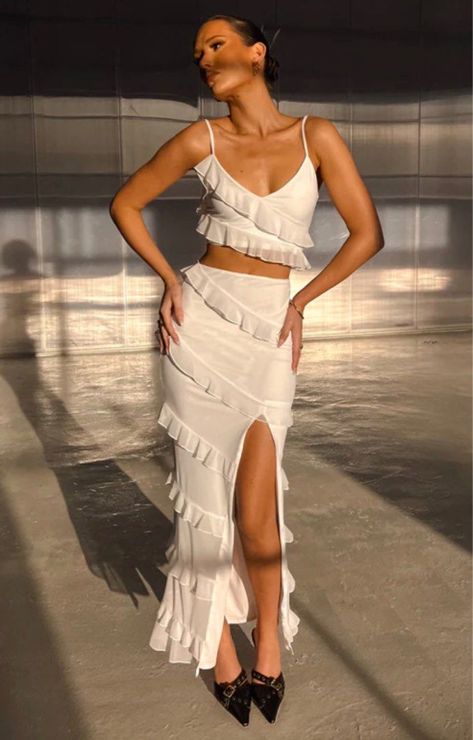 White ruffle mesh skirt deals