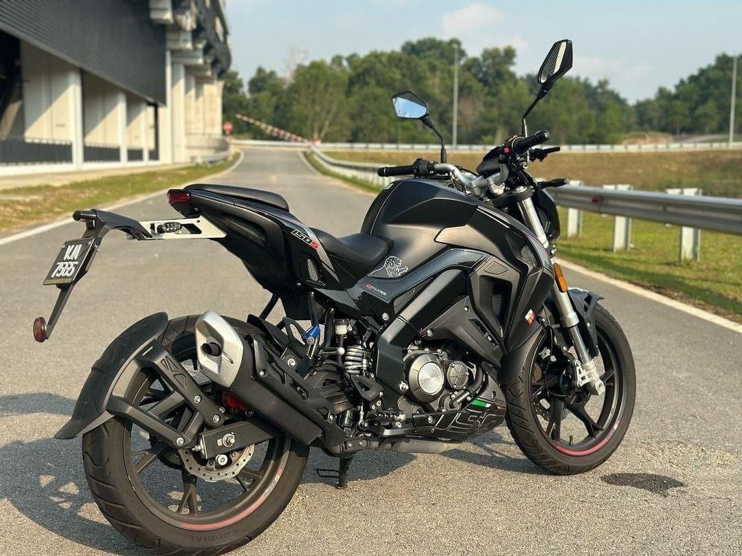 Benelli 2025 tnt 150s