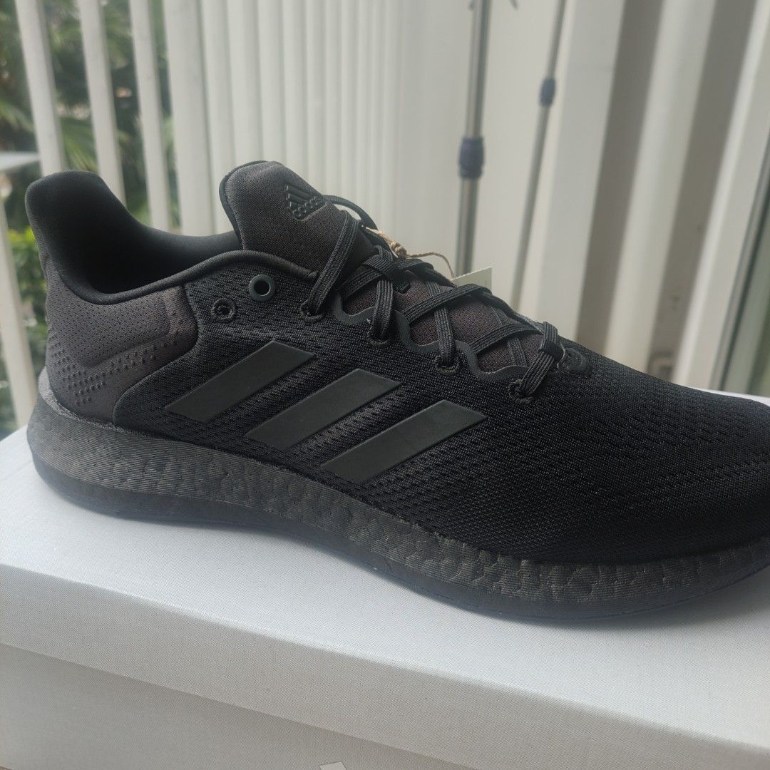 Pure boost ltd triple black top