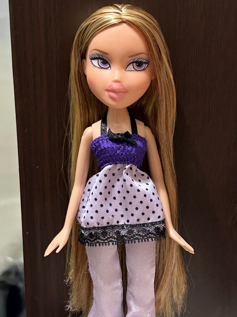 Bratz Sleep-Over Leah, -KAZUYA