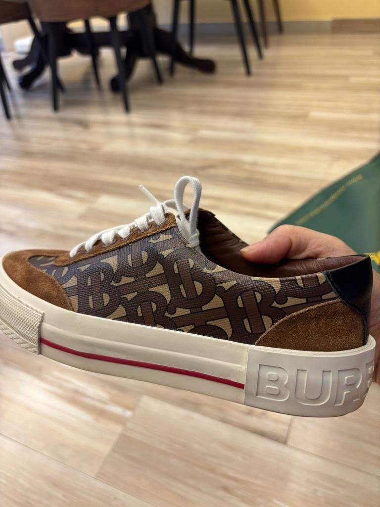 Burberry nelson TB women Women s Fashion Footwear Sneakers on