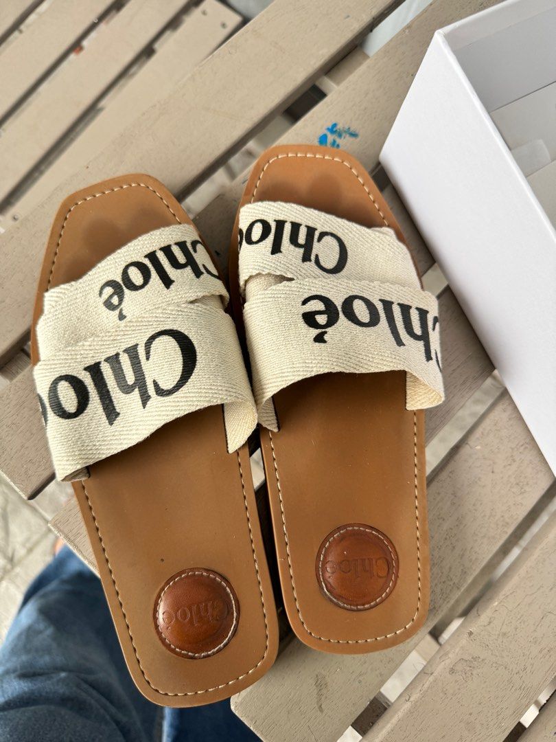 Chloe flip flops clearance