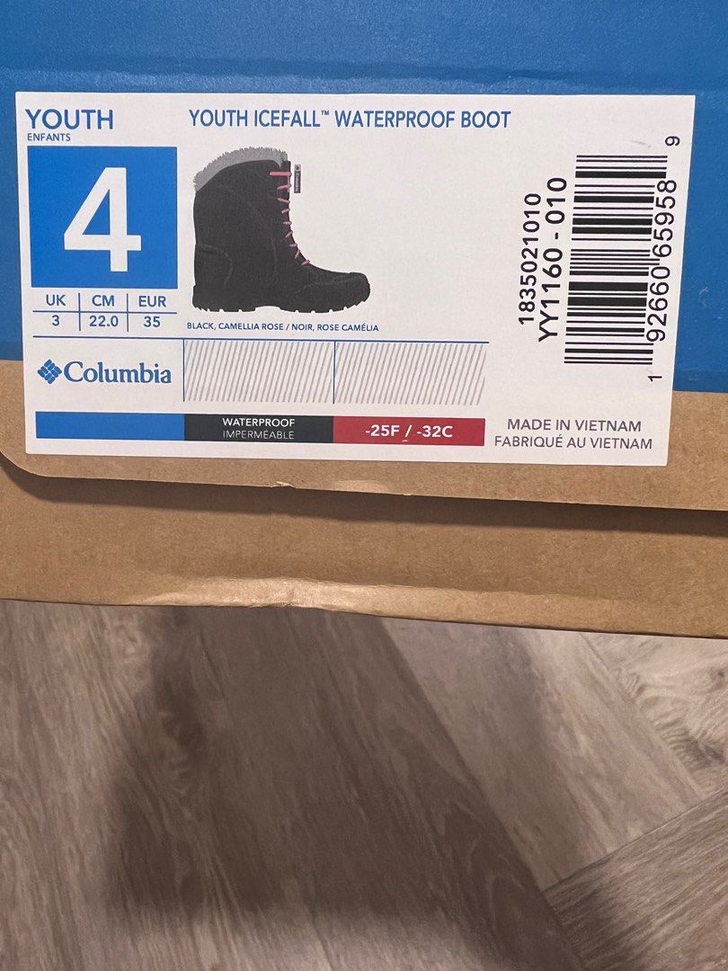 Like new Columbia Youth Icefall Waterproof Boot