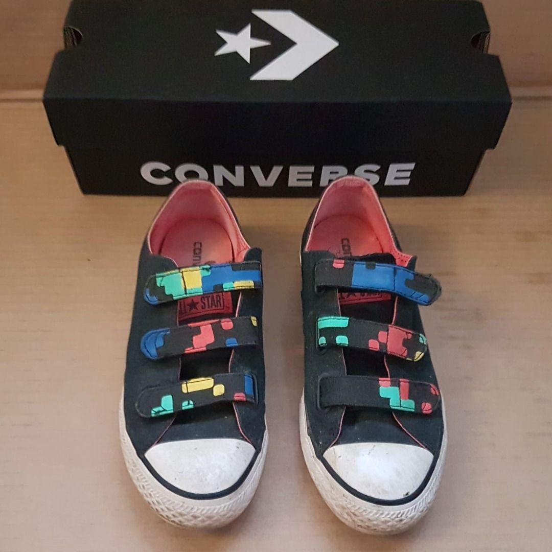 All star sales gym shoes