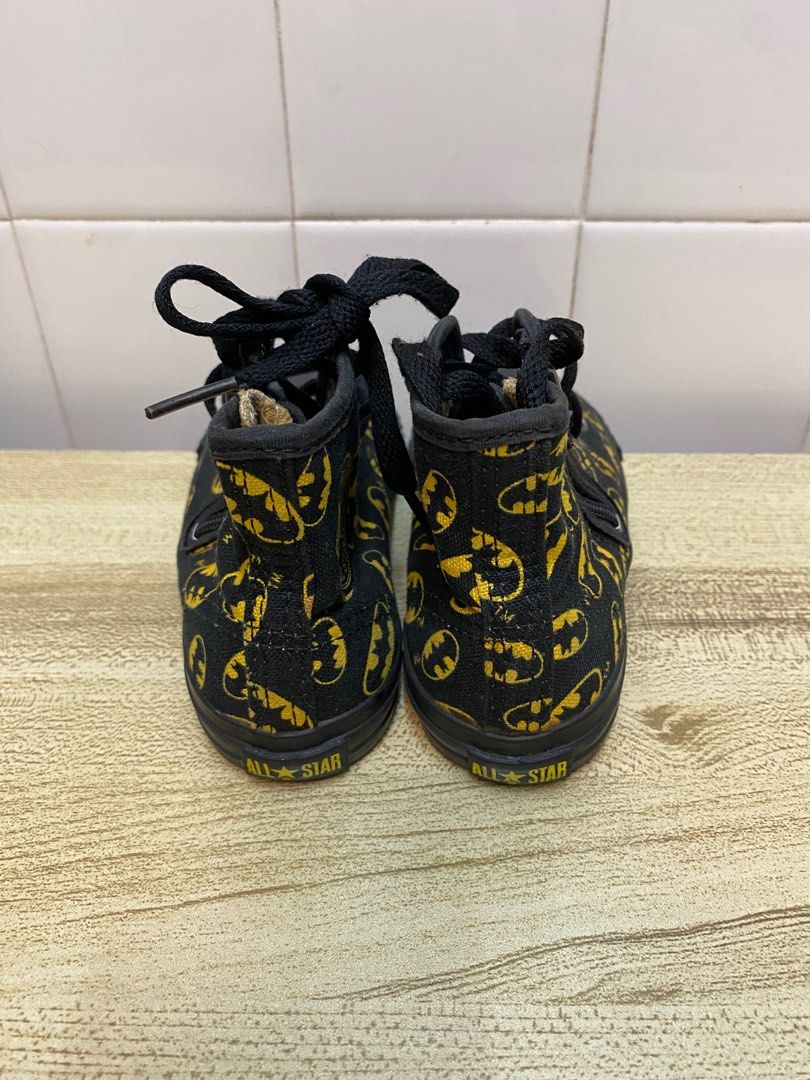 Baby batman converse online