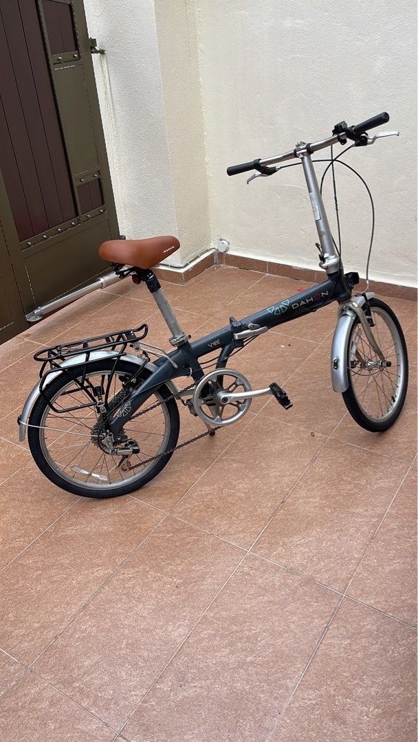 Vybe folding store bike