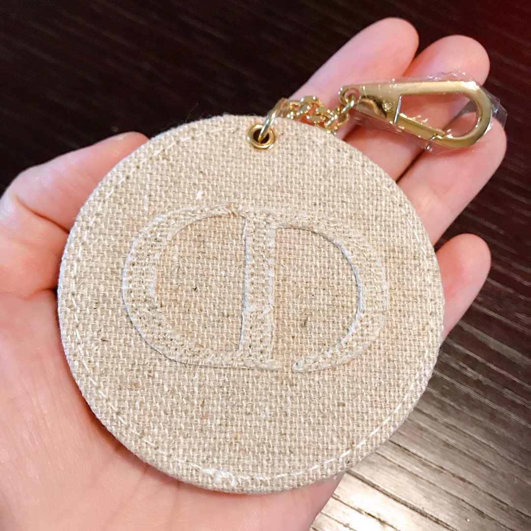 Christian dior keychain outlet