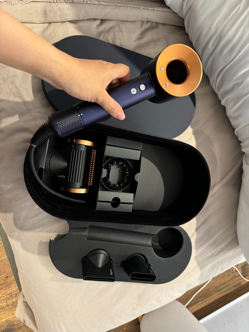 Dyson SS HD08, Beauty & Personal Care, Hair on Carousell