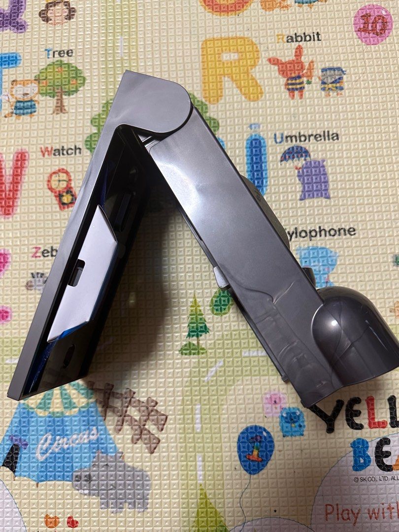 Dyson wall mount docking station v12 detect slim fluffy, TV & Home Appliances, Other Home