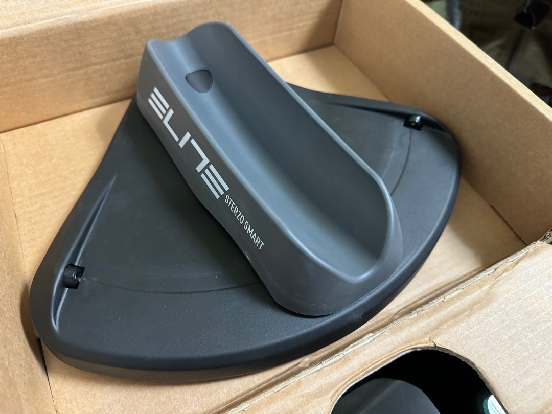 Elite sterzo smart deals trainer steering frame
