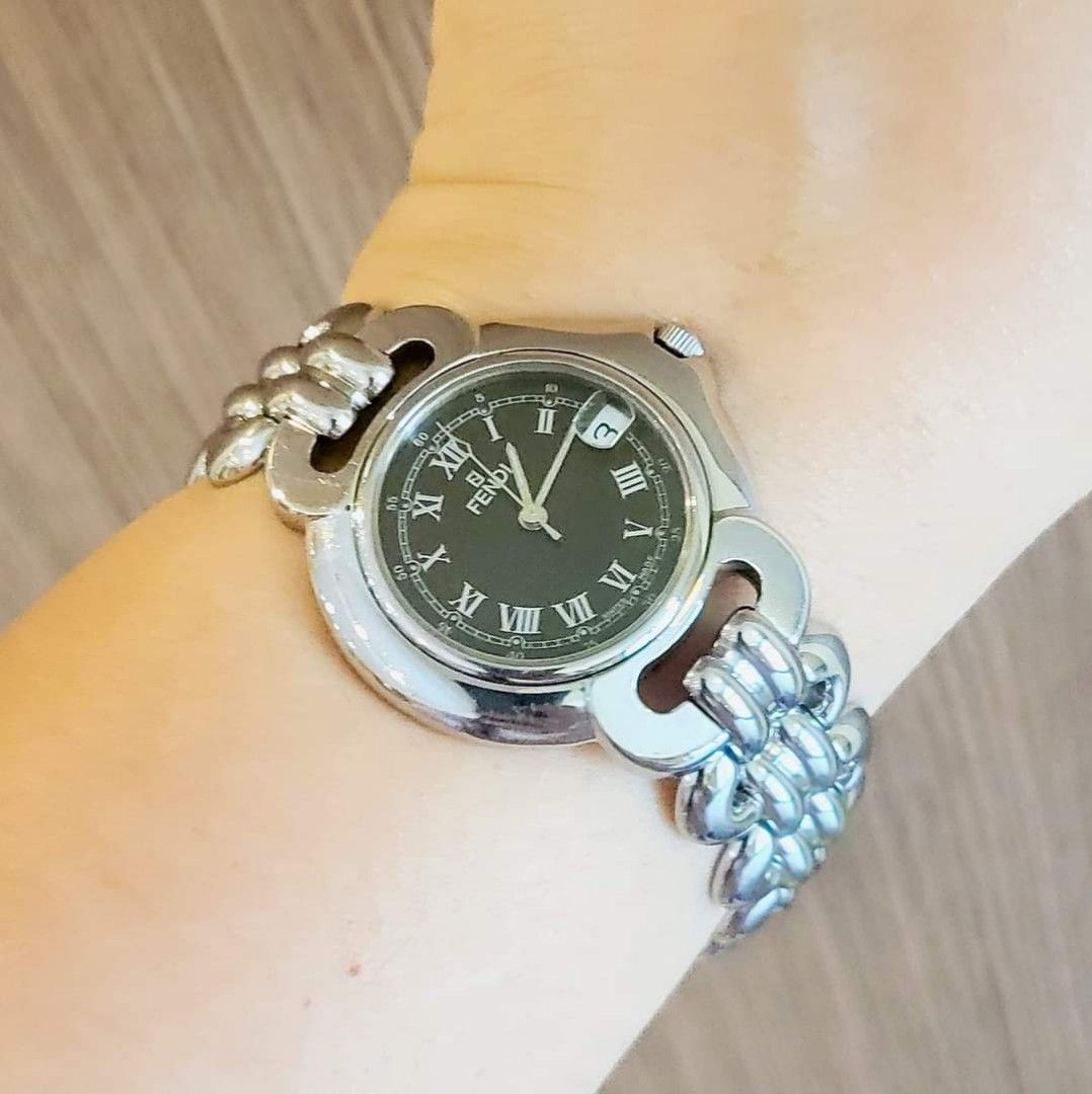 Fendi watch hotsell orologi sapphire crystal