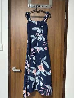 (Category: ) located in . Submitted by xwcloset (Listing ID 1276627428, Image 1). Description: .