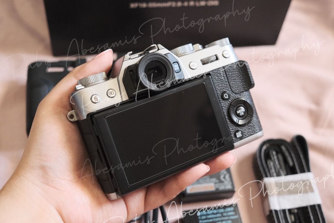 FUJIFILM XT20 BODY ONLY (Mint Condition), Photography, Cameras on Carousell
