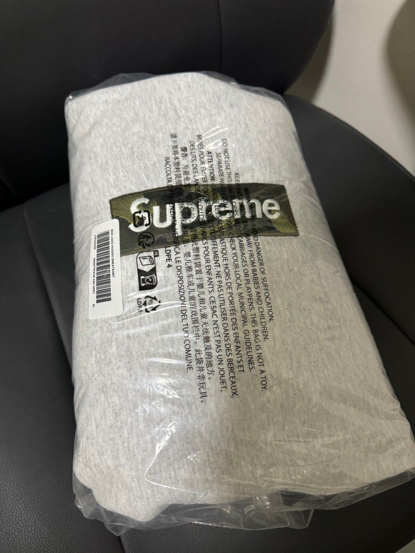 FW23 Supreme Box Logo Hoodie Ash Grey XL, 名牌, 服裝- Carousell