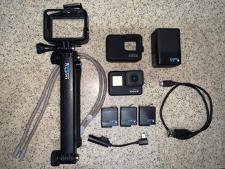 GoPro HERO7 BLACK Action Camera
