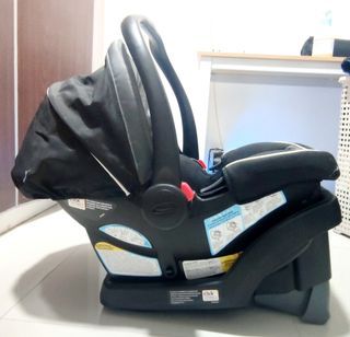 Graco SnugRide Snuglock 35 Infant Car Seat From US