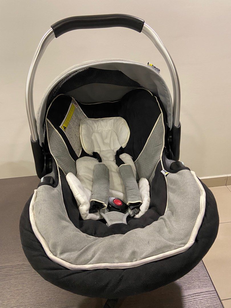 Hauck Baby Carriers Car Seat, Babies & Kids, Going Out, Car Seats on