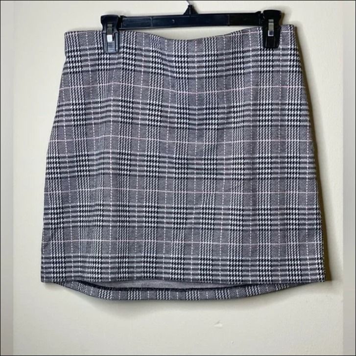 H M Black and White Plaid Short Mini Skirt Women s Fashion