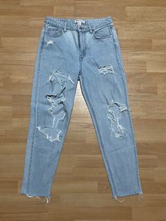 (Category: ) located in . Submitted by kascloset (Listing ID 1276650416, Image 1). Description: .