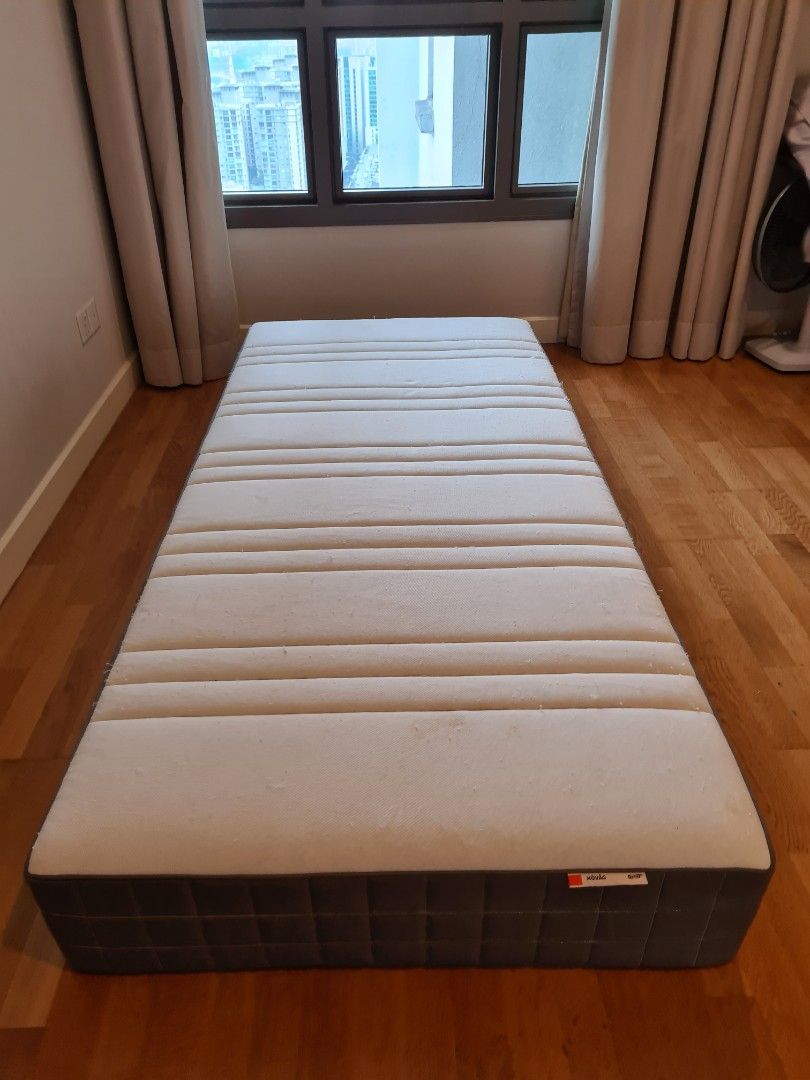 Ikea sales hovag single