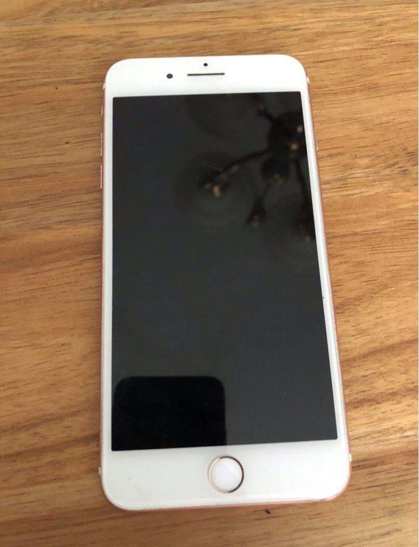 iPhone 7 Plus 128 gb (Category: iPhone 7 Series) located in Makati City. Submitted by m_mna (Listing ID 1276664506, Image 2). Description: iPhone 7 pulse 128gb Battery capacity: 100% Rose gold No issues It was my second phone and slightly use Lady owned .