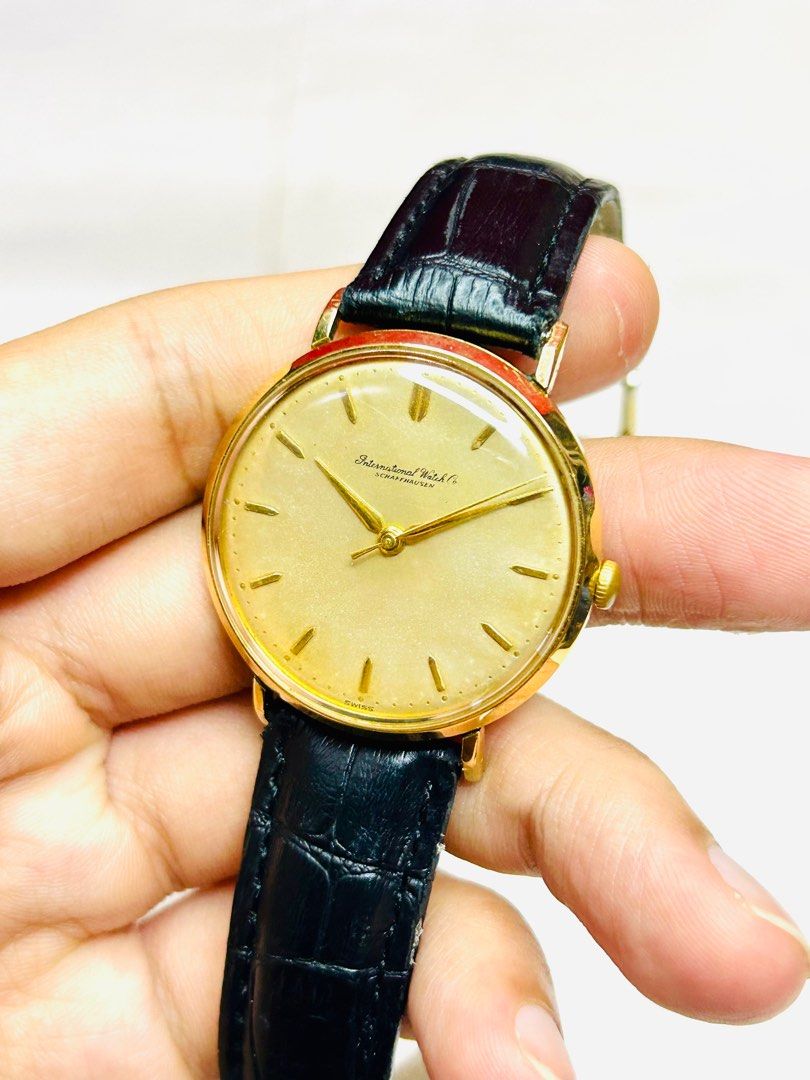 IWC Vintage 35mm Manual Winding Watch 18k Solid Gold Rare Dauphine Hands