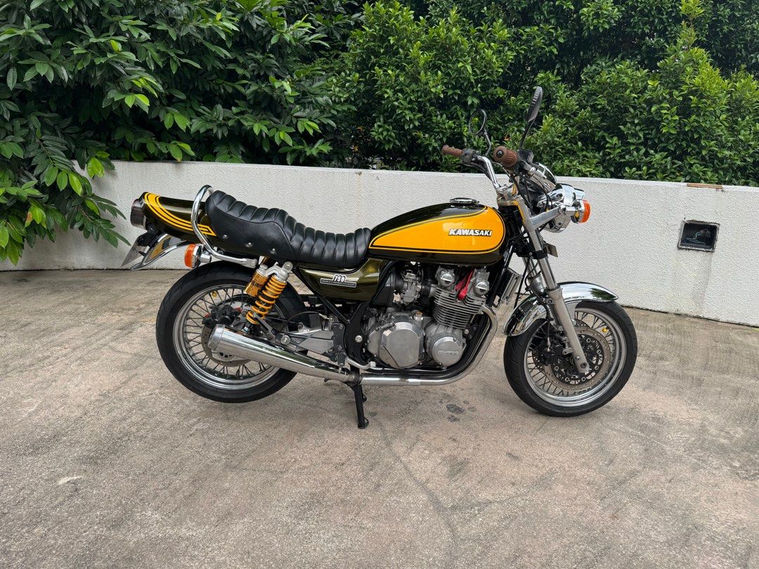 Kawasaki W750, Motorcycles, Motorcycles for Sale, Class 2 on Carousell