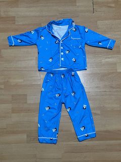 (Category: ) located in . Submitted by kascloset (Listing ID 1276649480, Image 1). Description: .