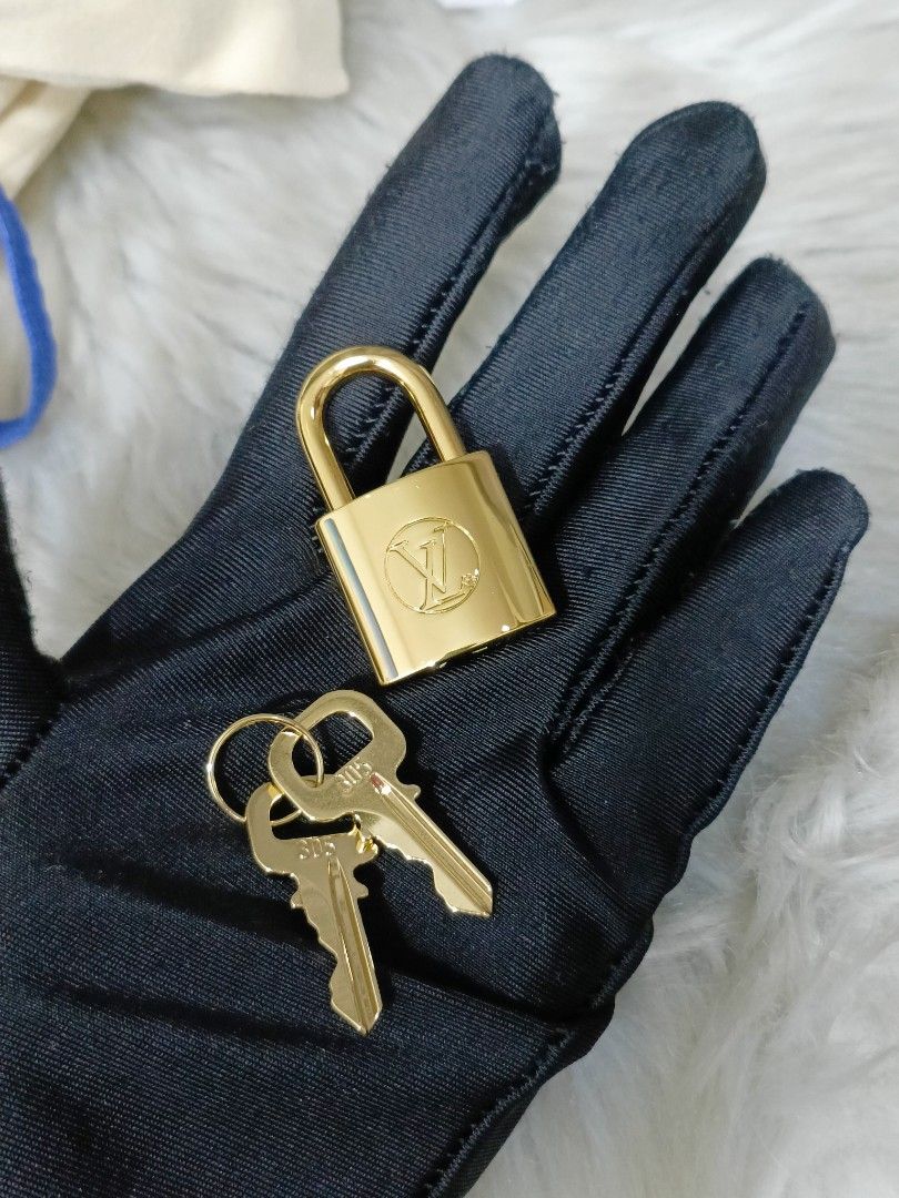 Lv padlock hotsell bag