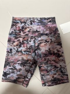 NEW LULULEMON Align Crop 21 2 6 Incognito Camo Pink Taupe