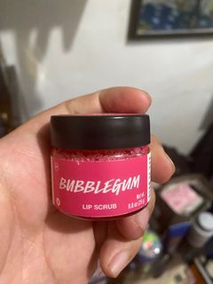 Lush Bubblegum Lip Balm