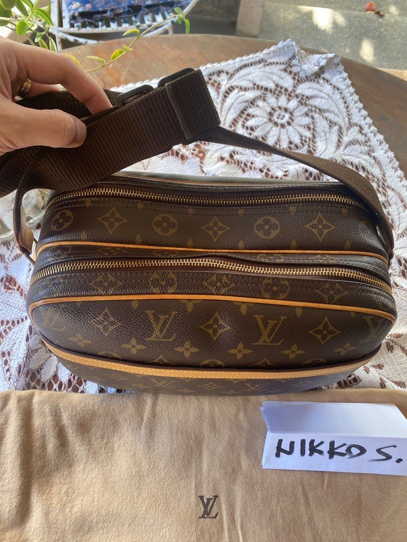 LV reporter pm (Category: Luxury Bags & Wallets) located in Dagupan City. Submitted by nikzfrancis (Listing ID 1276649965, Image 3). Description: Excellent condition classic and vintage LV reporter pm..