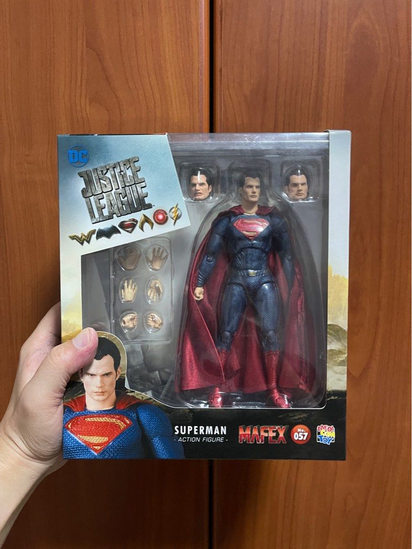 Mafex superman shop justice league