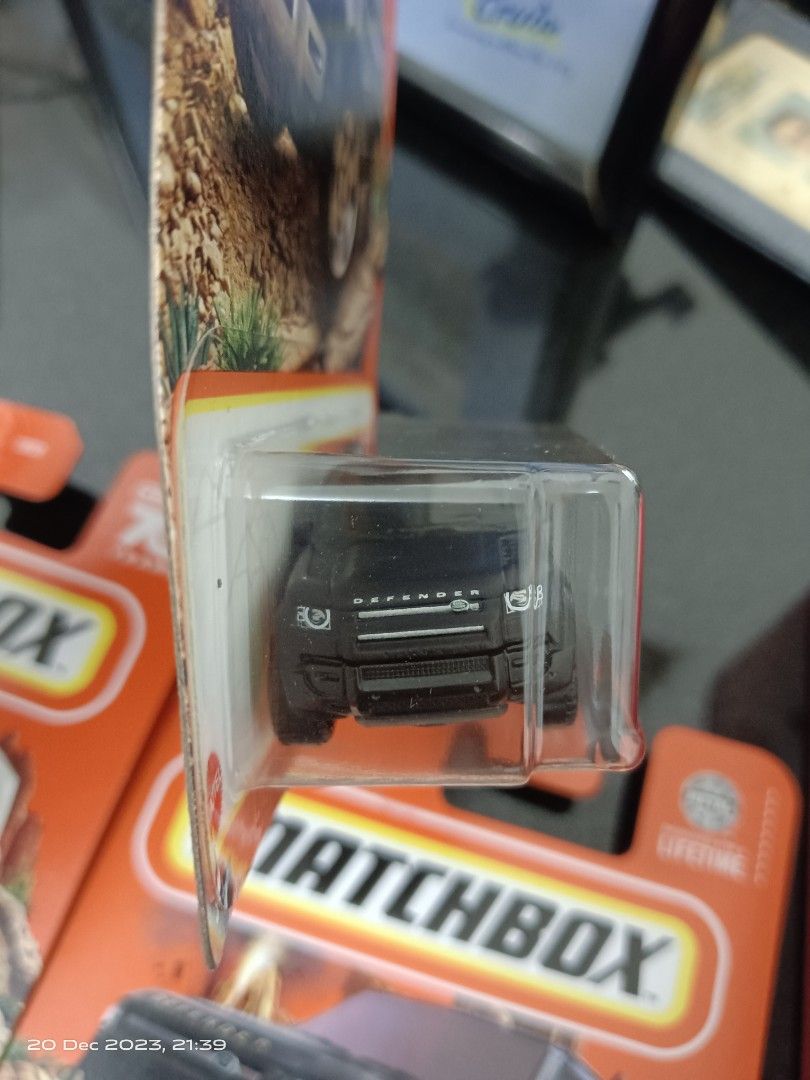 6 land rover 90 defender sw avec remorques Matchbox