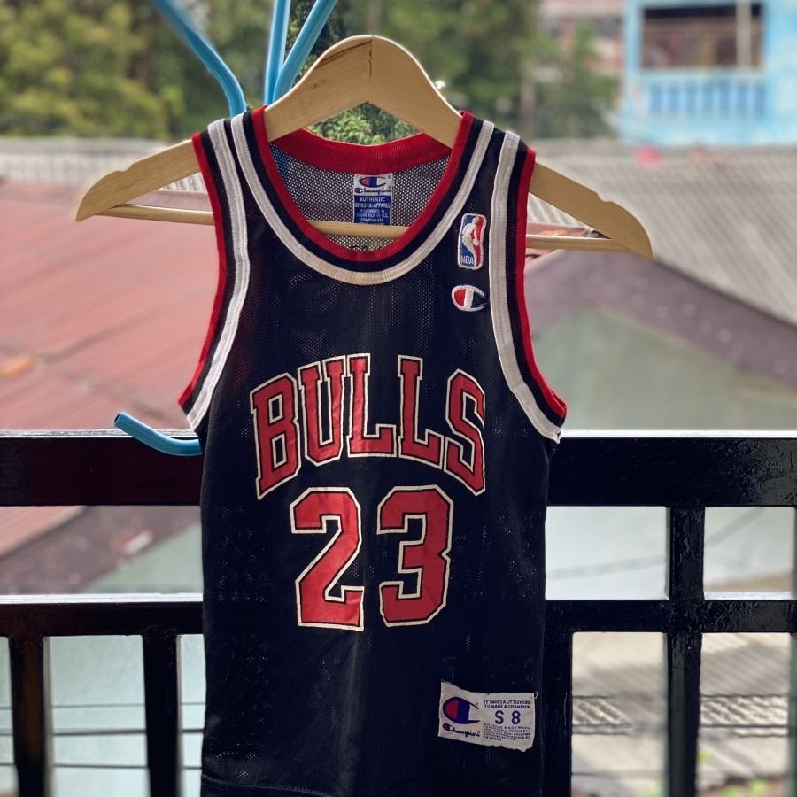 Michael Jordan 23 Chicago Bulls Black MJ 23 Jersey Basket Hitam Original Champion Authentic 100 Asli Vintage Retro Classic Klasik NBA Basketball